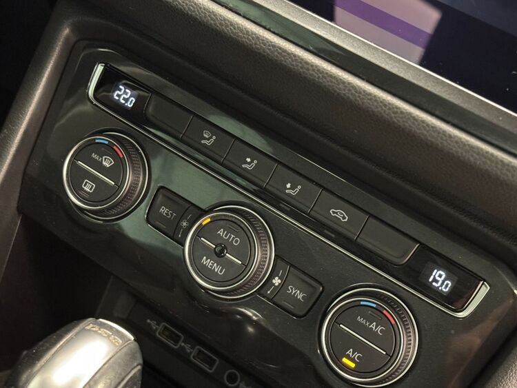 Volkswagen Tiguan R-LINE foto 39