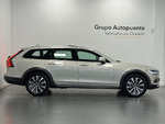Volvo V90 CROSS COUNTRY miniatura 3