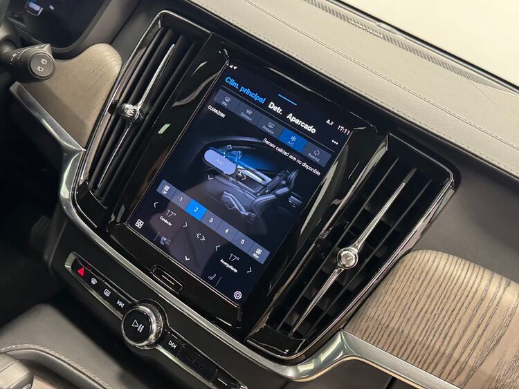 Volvo V90 CROSS COUNTRY foto 33