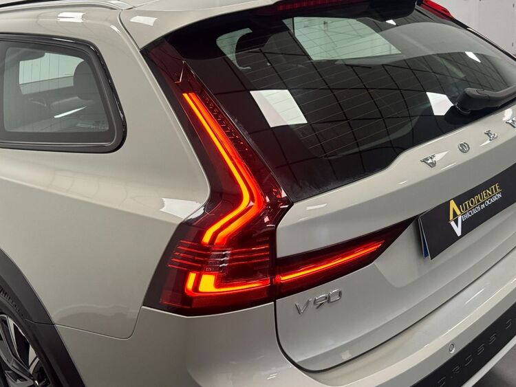 Volvo V90 CROSS COUNTRY foto 40