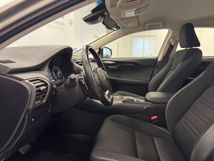 Lexus NX 300H BUSINESS foto 15