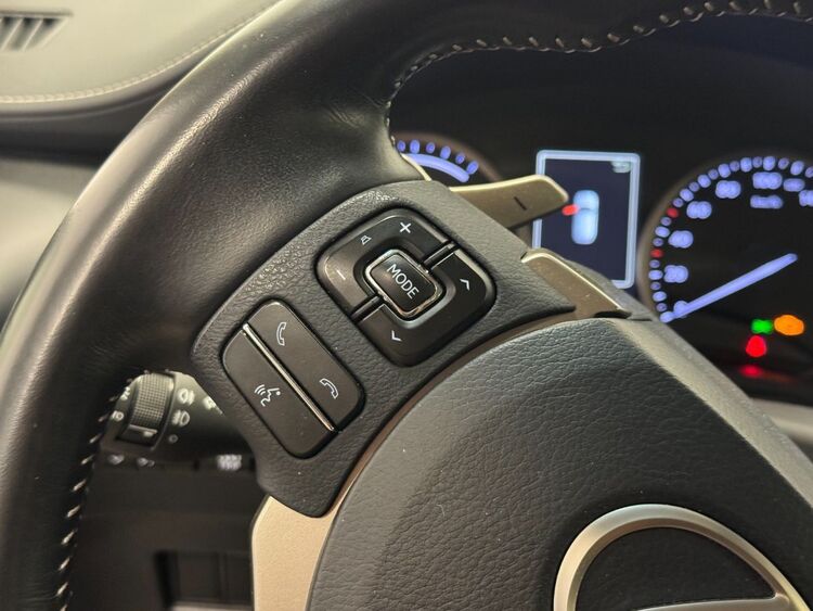 Lexus NX 300H BUSINESS foto 22