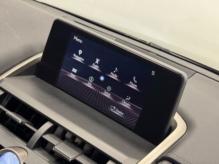 Lexus NX 300H BUSINESS foto 34