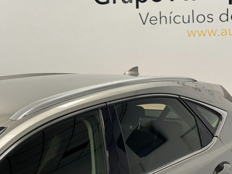 Lexus NX 300H BUSINESS foto 46