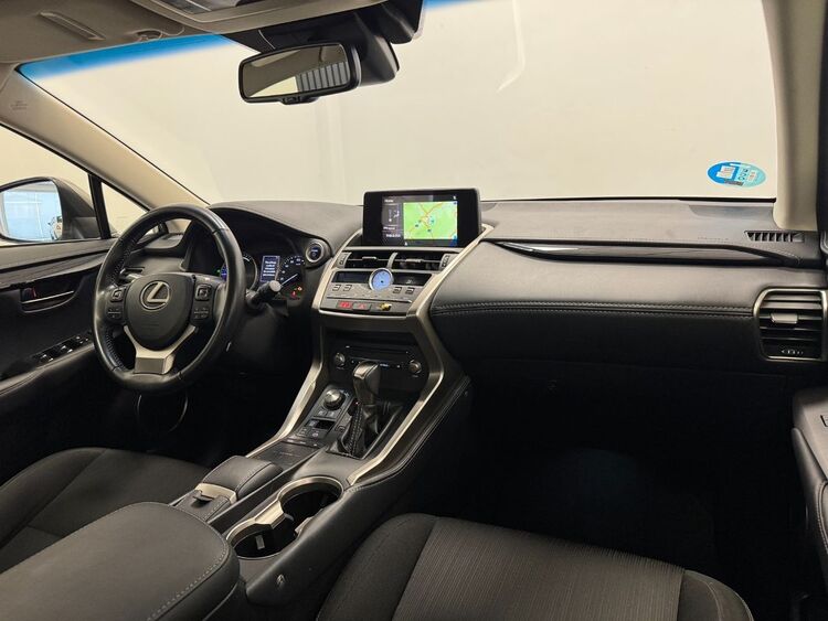 Lexus NX 300H BUSINESS foto 11