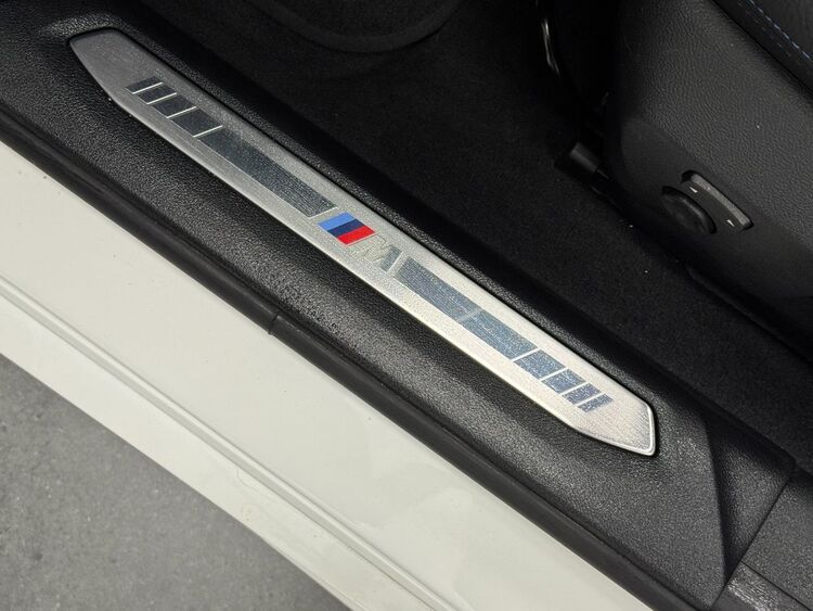 BMW Serie 1 M foto 22