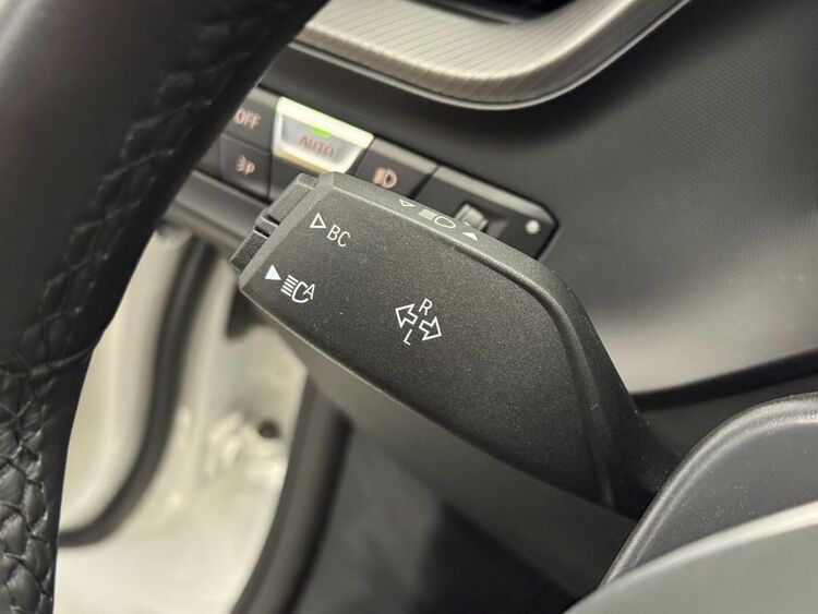 BMW Serie 1 M foto 23