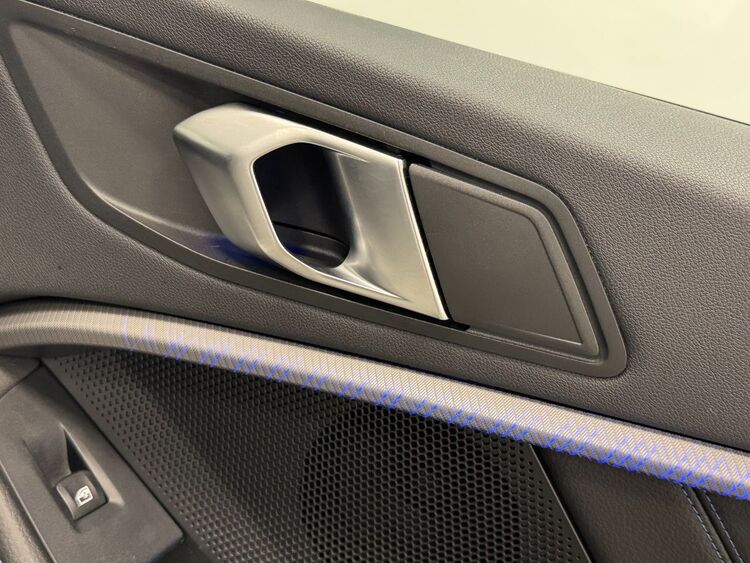 BMW Serie 1 M foto 33