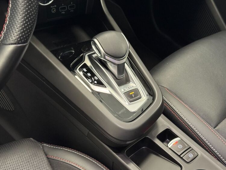 Renault Arkana E TECH RS LINE foto 30