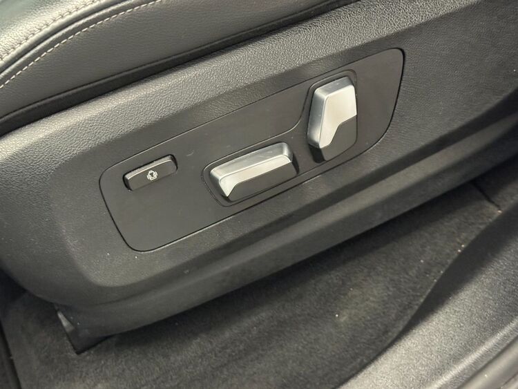 BMW X5 XDRIVE 40i foto 22