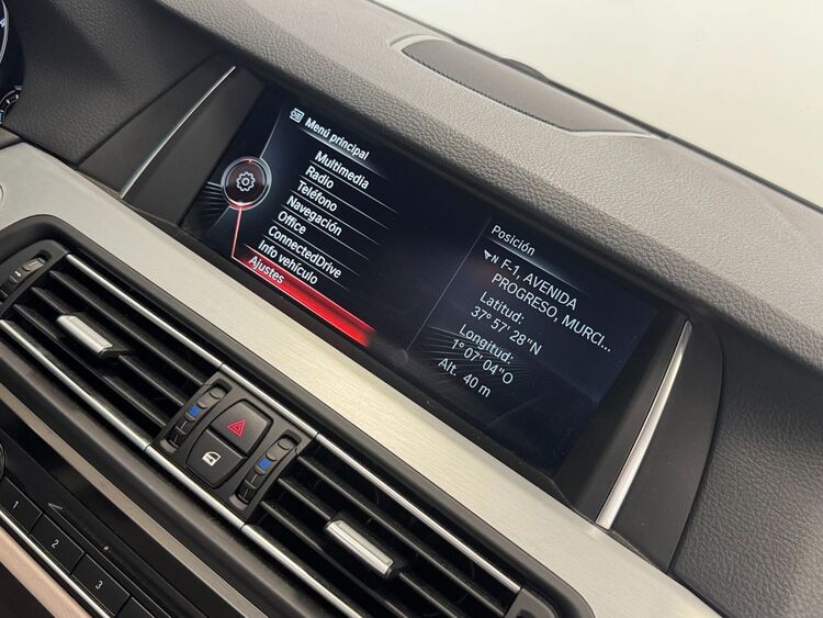 BMW Serie 5 530D foto 32