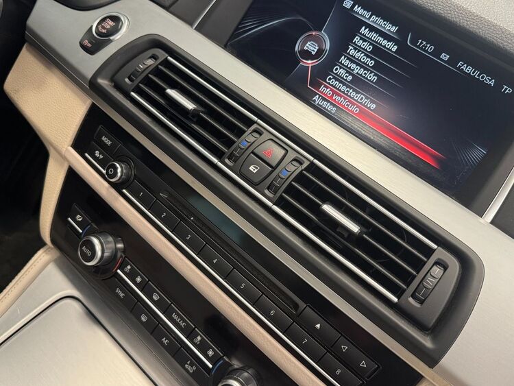 BMW Serie 5 530D foto 39