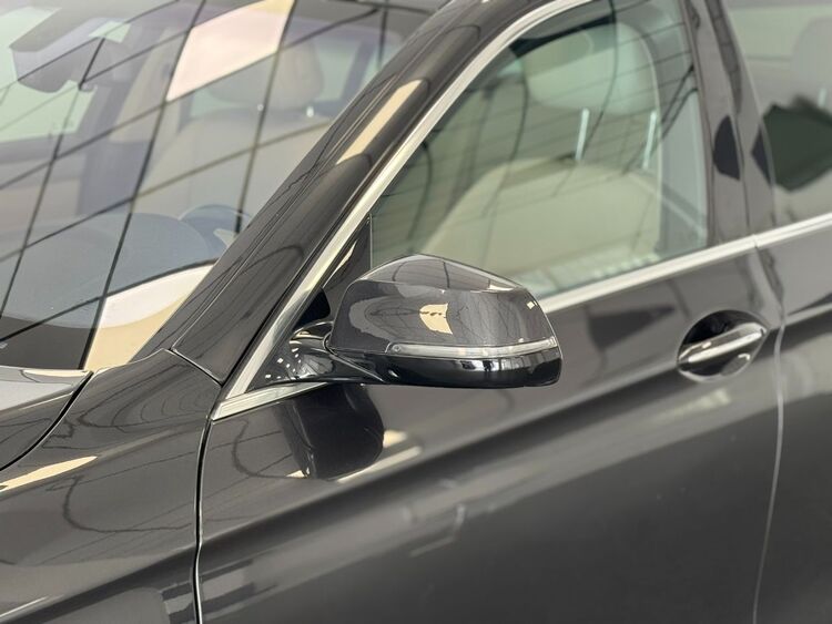 BMW Serie 5 530D foto 46