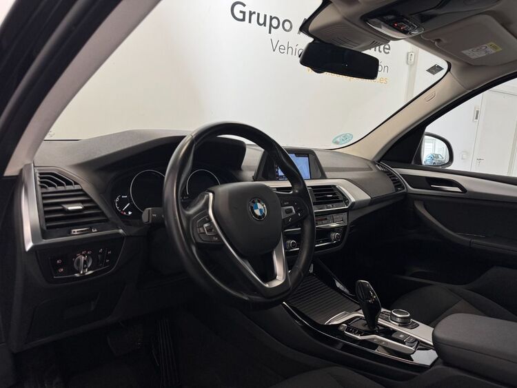 BMW X3 XDRIVE 20D foto 8