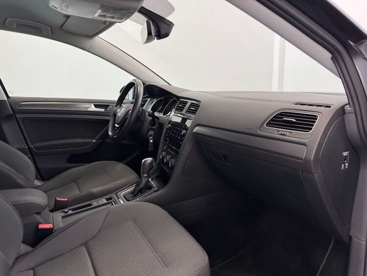 Volkswagen Golf ADVANCE foto 30