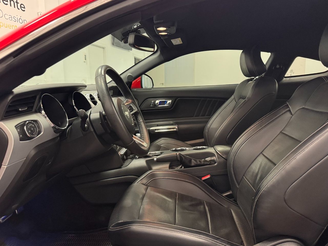 Ford Mustang GT miniatura 13