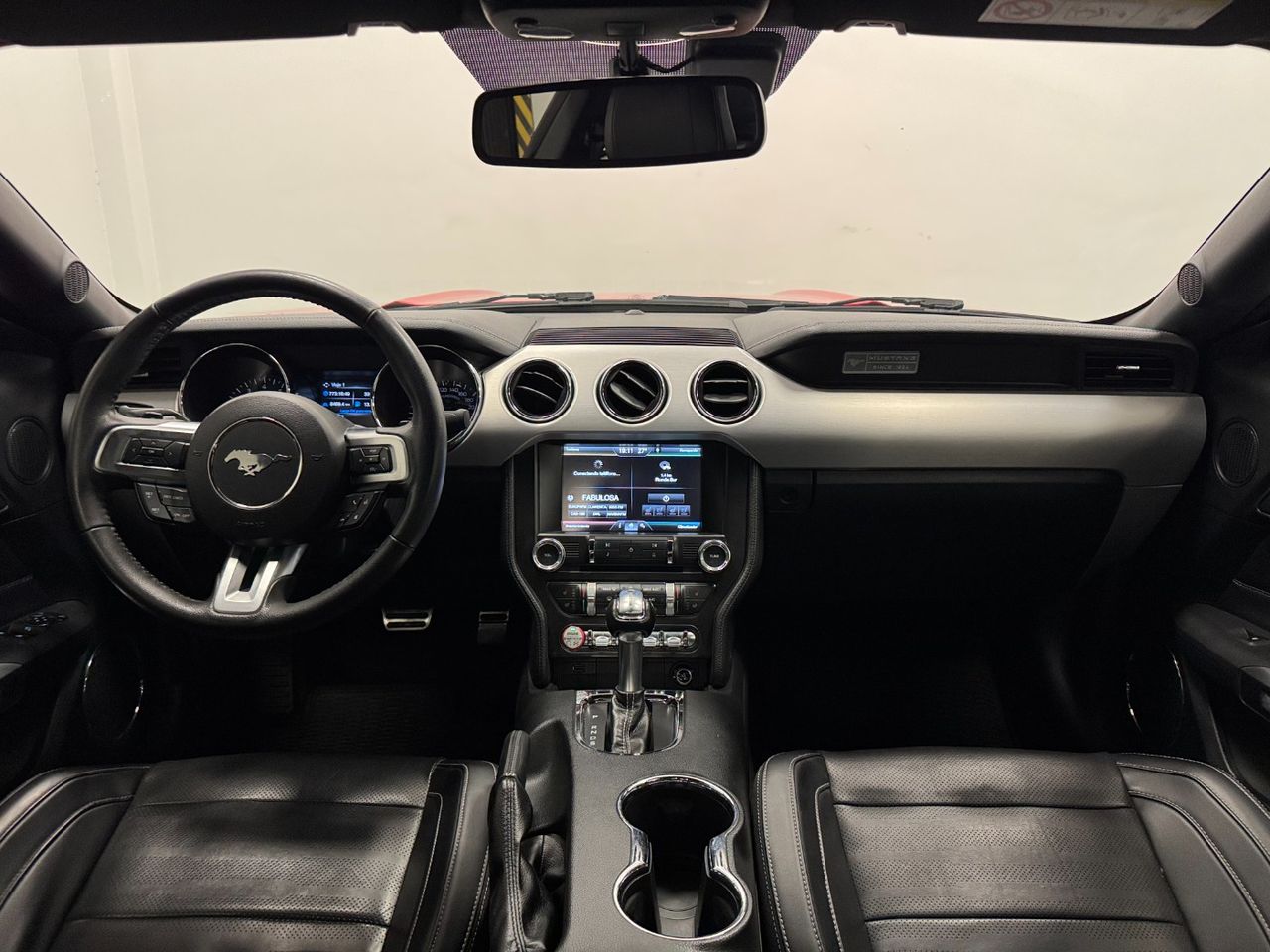 Ford Mustang GT miniatura 9