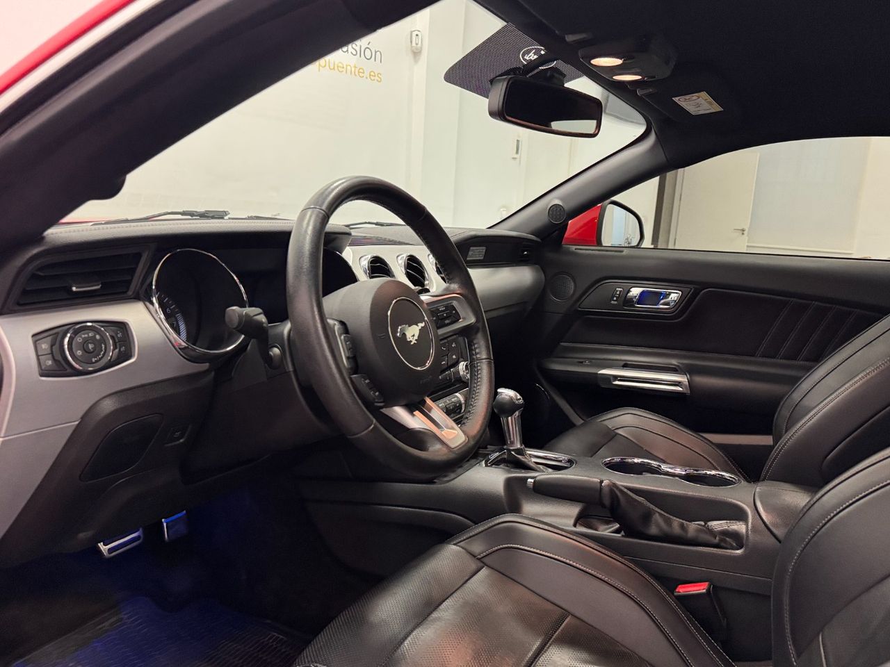 Ford Mustang GT foto 12