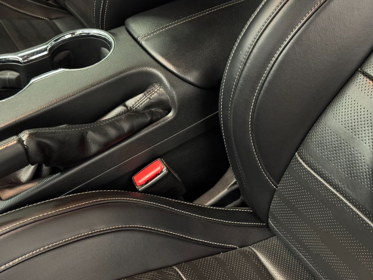 Ford Mustang GT foto 25