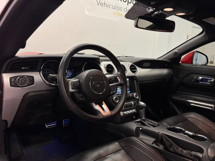 Ford Mustang GT foto 8