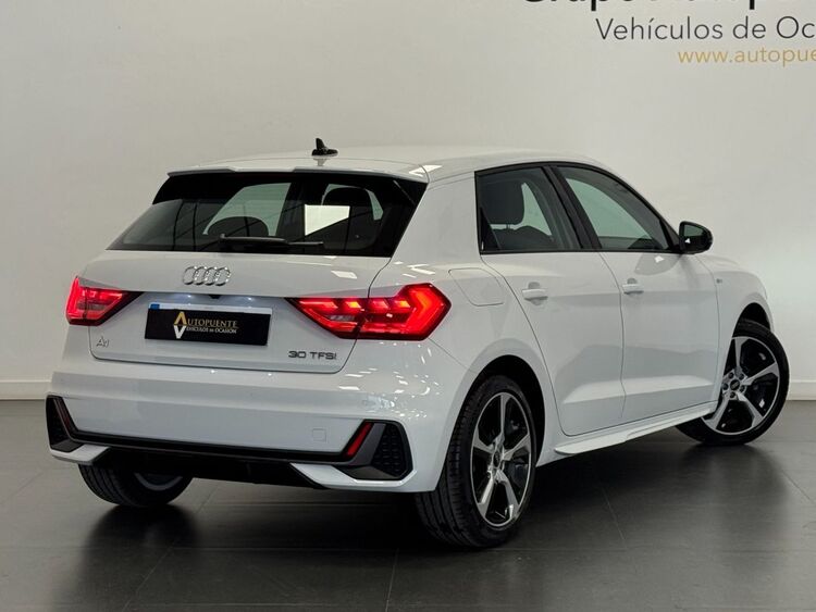 Audi A1 SPORTBACK S LINE foto 4