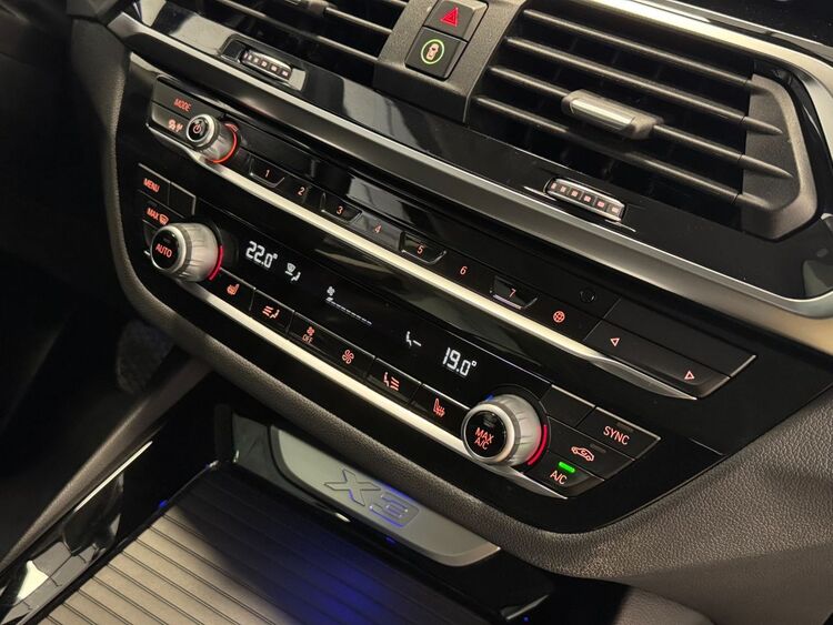 BMW X3 XDRIVE XLINE foto 41