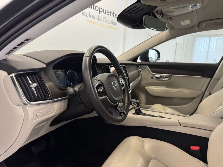 Volvo V90 D5 foto 14