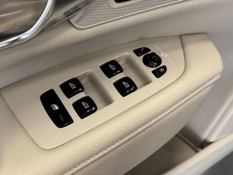 Volvo V90 D5 foto 16