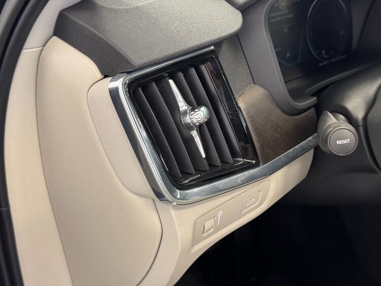 Volvo V90 D5 foto 18