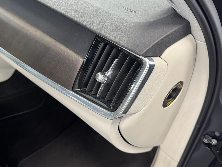 Volvo V90 D5 foto 30