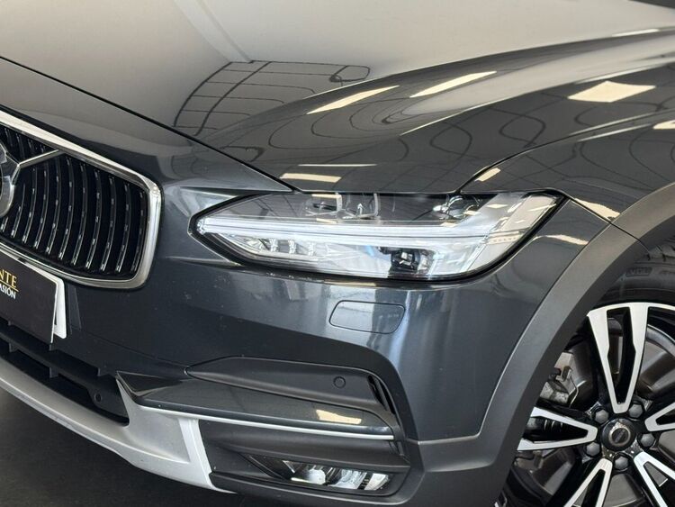 Volvo V90 D5 foto 44