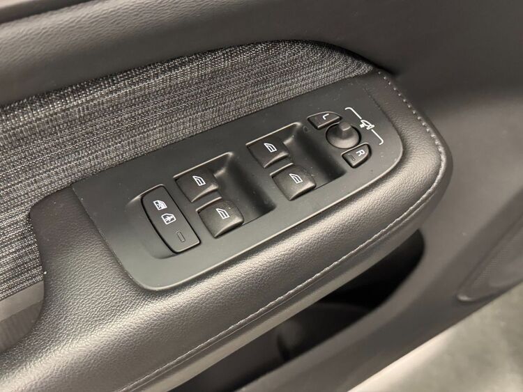Volvo V60 CORE AUTO foto 16