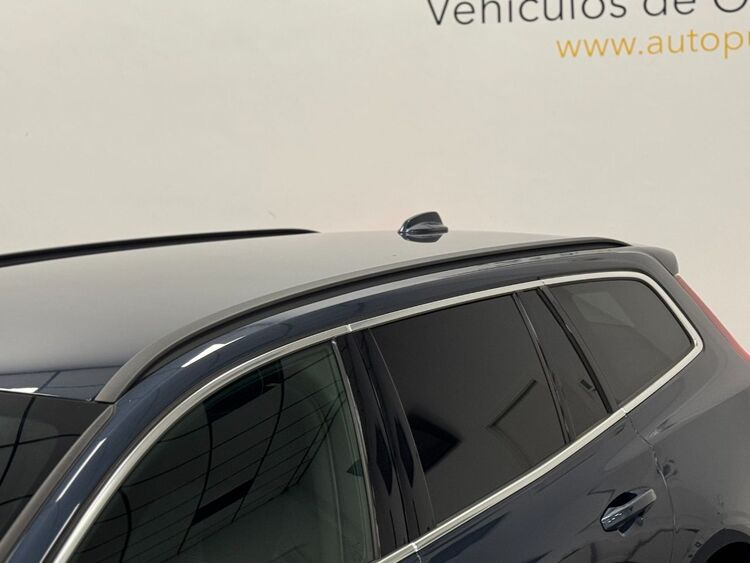 Volvo V60 CORE AUTO foto 40
