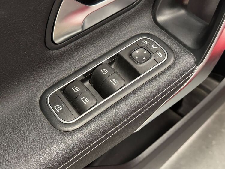 Mercedes Clase A 180D foto 15