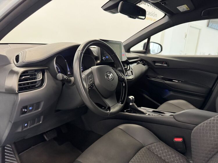 Toyota C-HR ADVANCE foto 13