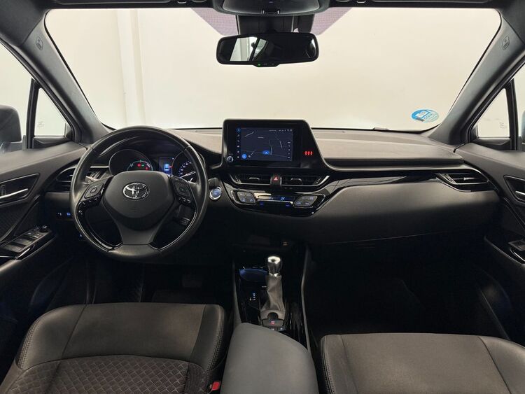 Toyota C-HR ADVANCE foto 10