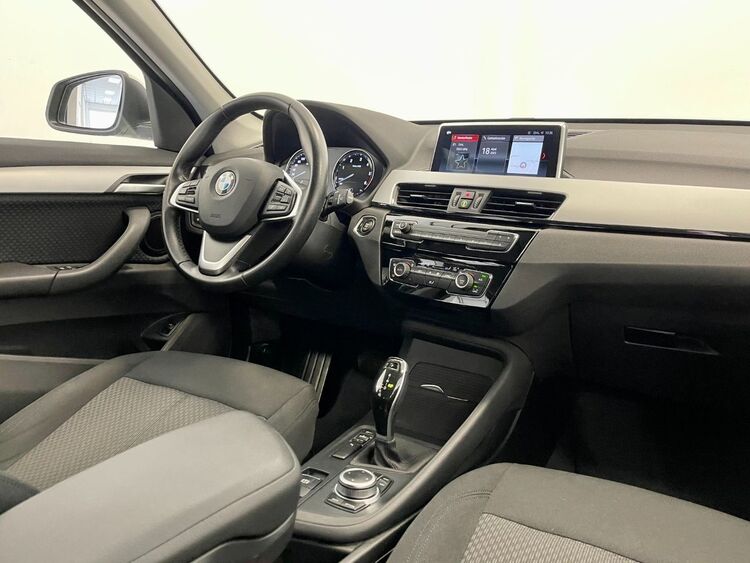 BMW X1 SDRIVE 18D foto 12