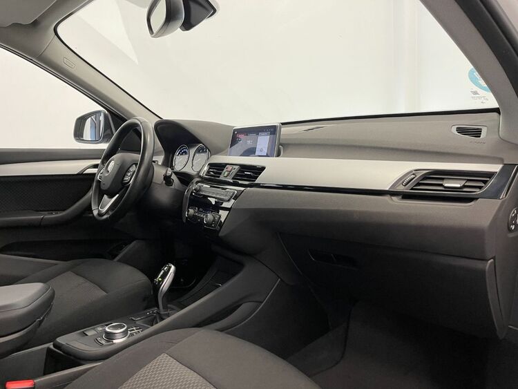 BMW X1 SDRIVE 18D foto 13