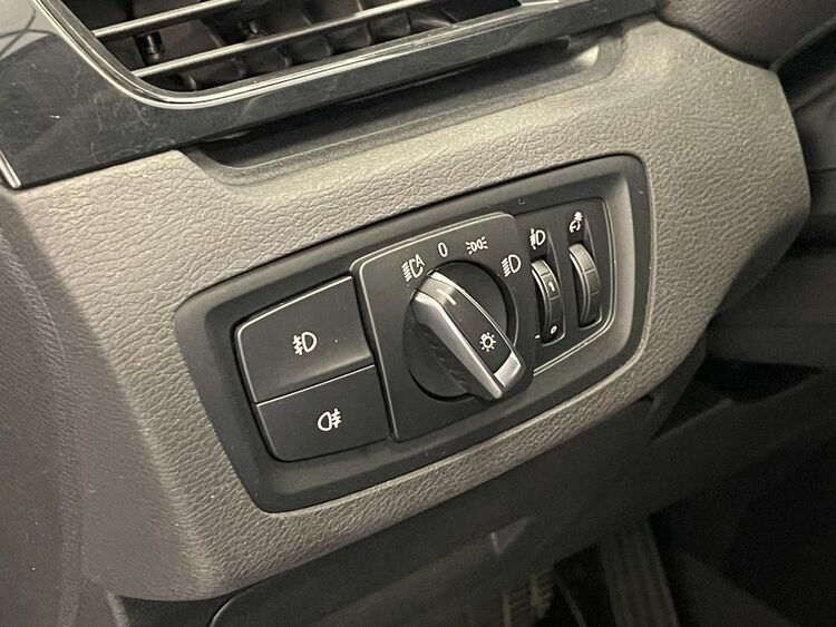 BMW X1 SDRIVE 18D foto 24