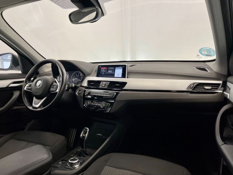 BMW X1 SDRIVE 18D foto 11