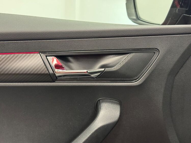 Skoda Karoq SPORTLINE foto 18