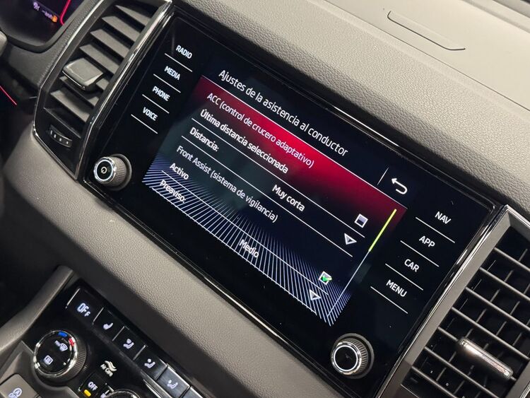 Skoda Karoq SPORTLINE foto 41