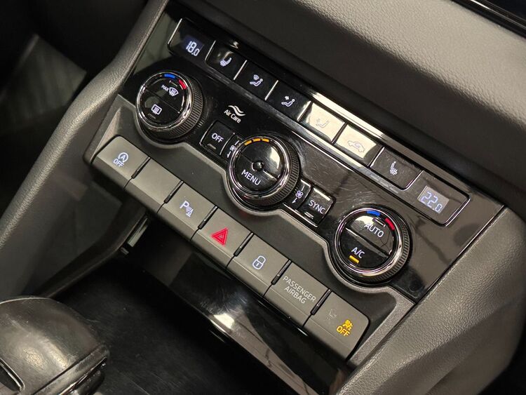 Skoda Karoq SPORTLINE foto 45