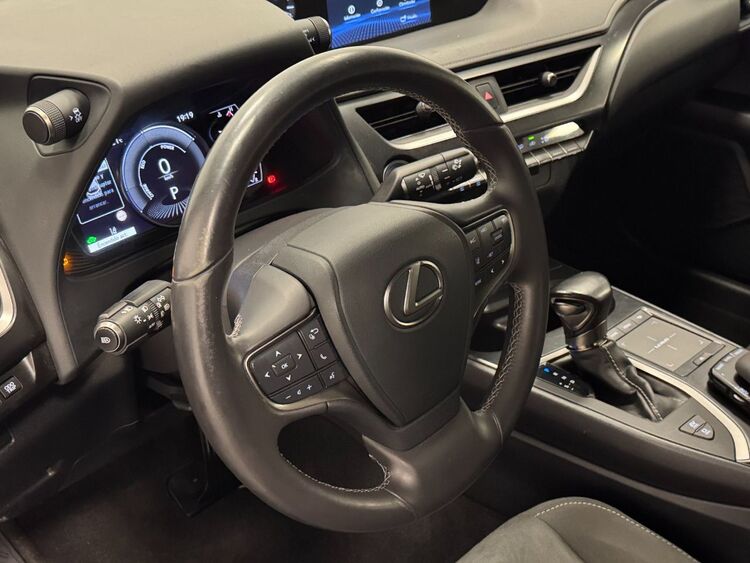 Lexus NX UX 250H PREMIUM foto 18