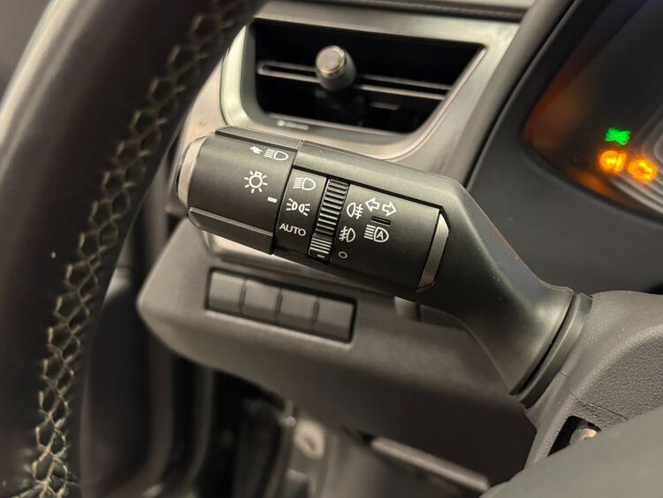 Lexus NX UX 250H PREMIUM foto 20