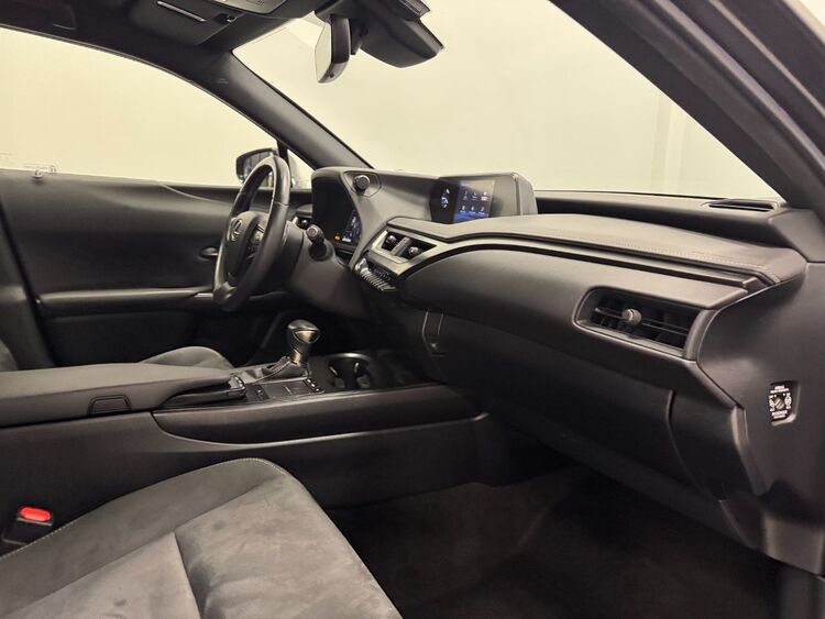 Lexus NX UX 250H PREMIUM foto 26