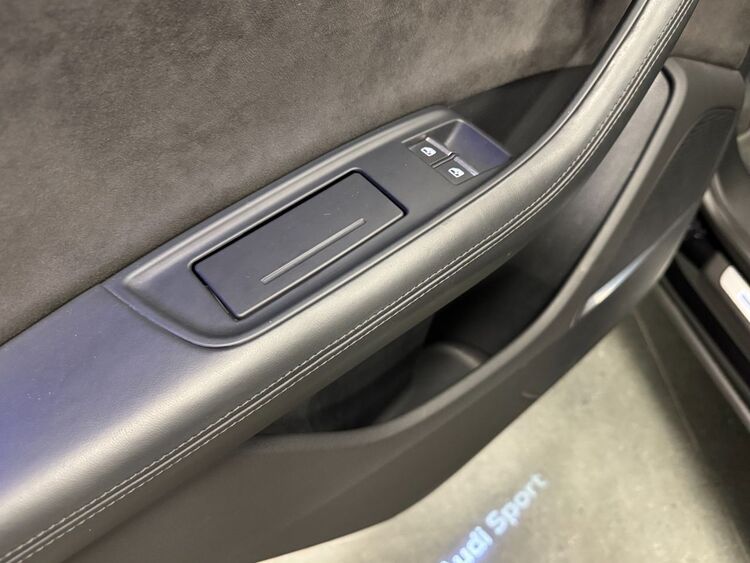 Audi Q8 RSQ8 foto 64