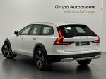 Volvo V90 CROSS COUNTRY B4 miniatura 5