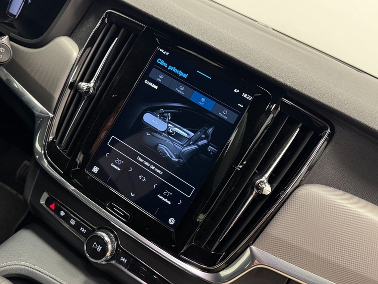 Volvo V90 CROSS COUNTRY B4 foto 40