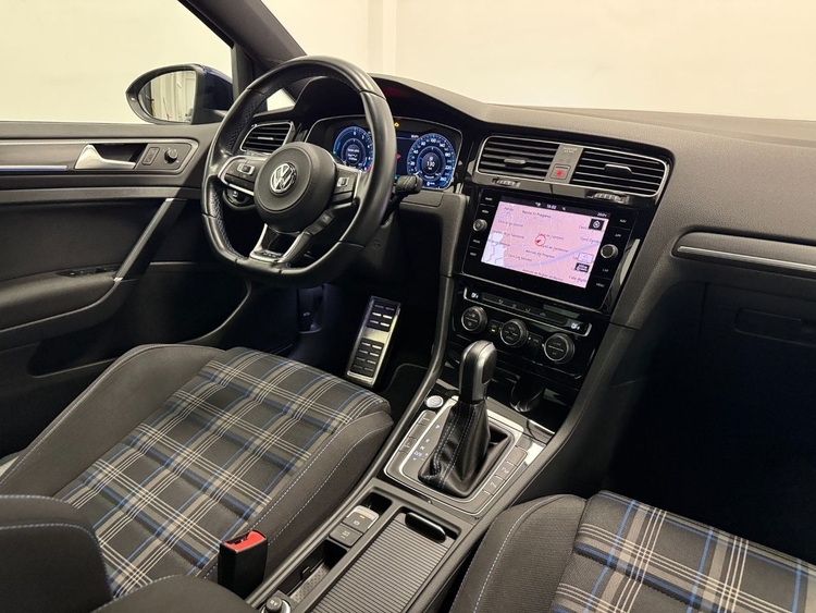Volkswagen Golf GTE 1.4 TSI e-Power Híbrido enchufable 204 5p foto 12